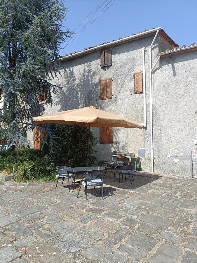 Il Borgo Dei Pini Apartment Vinci Ngoại thất bức ảnh